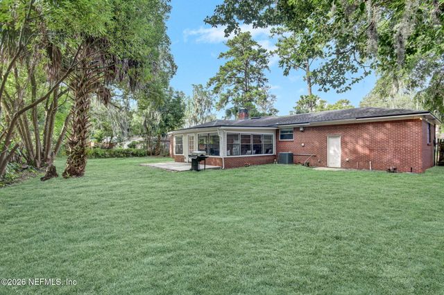 1353 LIVE OAK Lane, Jacksonville, FL 32207