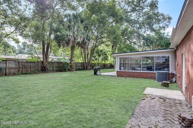 1353 LIVE OAK Lane, Jacksonville, FL 32207