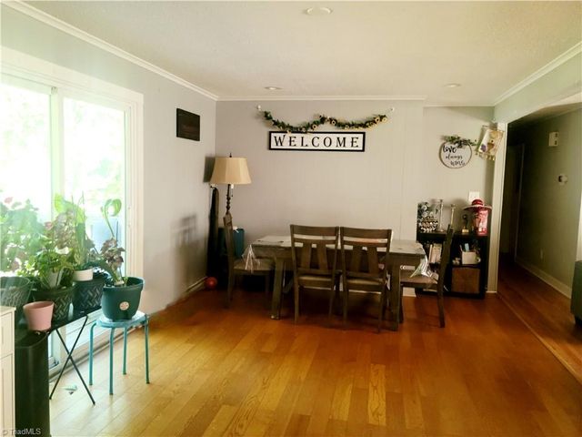 607 Duke Street, Thomasville, NC 27360