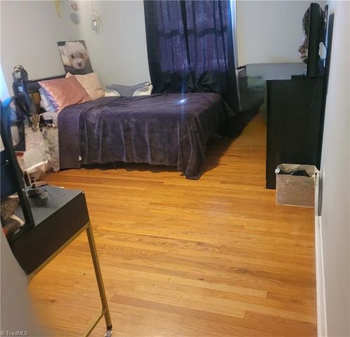 607 Duke Street, Thomasville, NC 27360