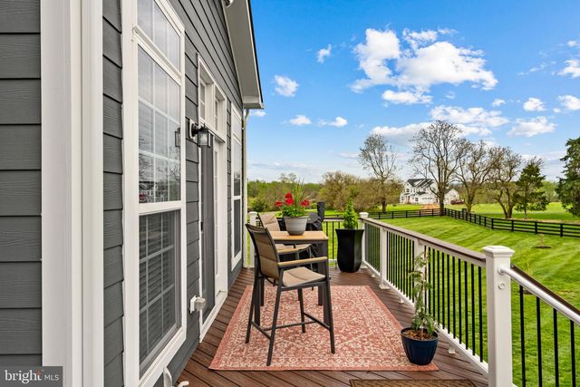 12446 BARREL OAK LN, Lovettsville, VA 20180