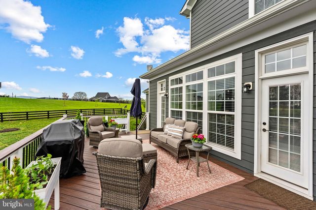 12446 BARREL OAK LN, Lovettsville, VA 20180