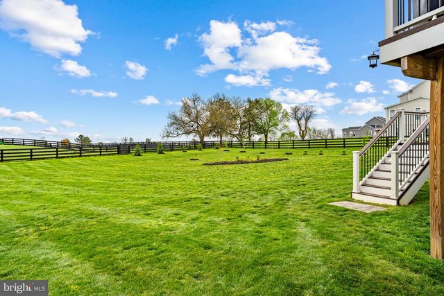 12446 BARREL OAK LN, Lovettsville, VA 20180