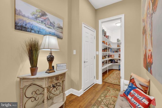 12446 BARREL OAK LN, Lovettsville, VA 20180