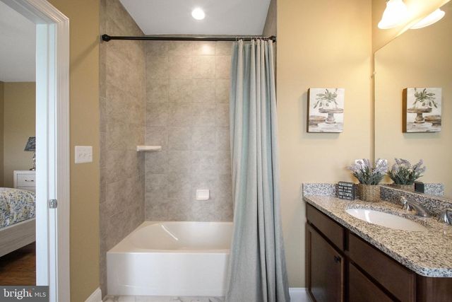 12446 BARREL OAK LN, Lovettsville, VA 20180