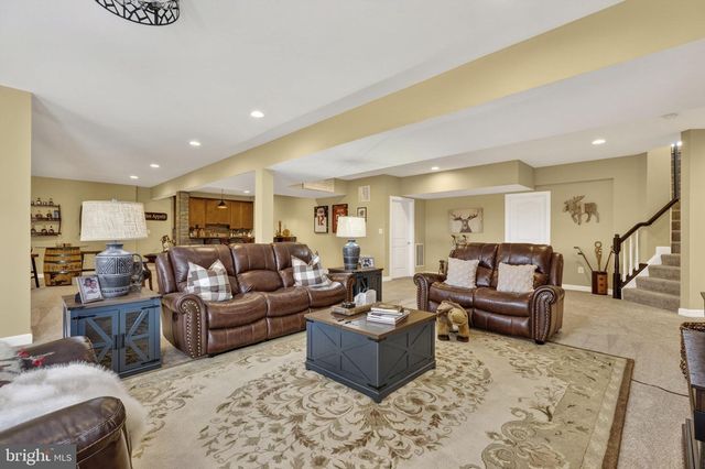 12446 BARREL OAK LN, Lovettsville, VA 20180