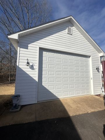 25 Max Dr, Paris, TN 38242