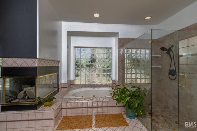 16016 Clarisse Street, Bakersfield, CA 93314