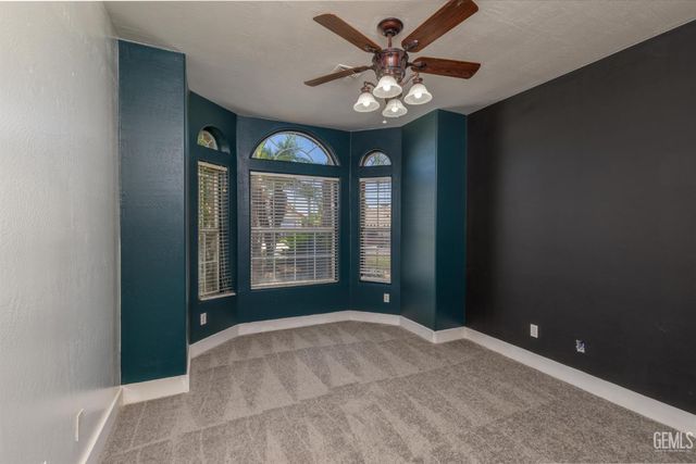 16016 Clarisse Street, Bakersfield, CA 93314