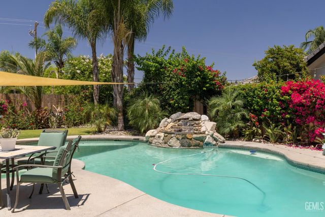 16016 Clarisse Street, Bakersfield, CA 93314