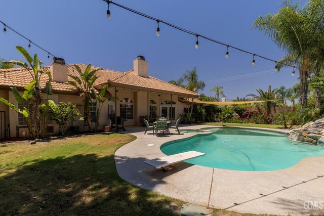 16016 Clarisse Street, Bakersfield, CA 93314