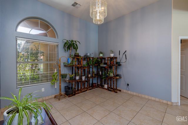16016 Clarisse Street, Bakersfield, CA 93314