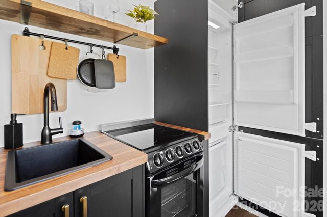 10 George Allen Ridge B, Arden, NC 28704