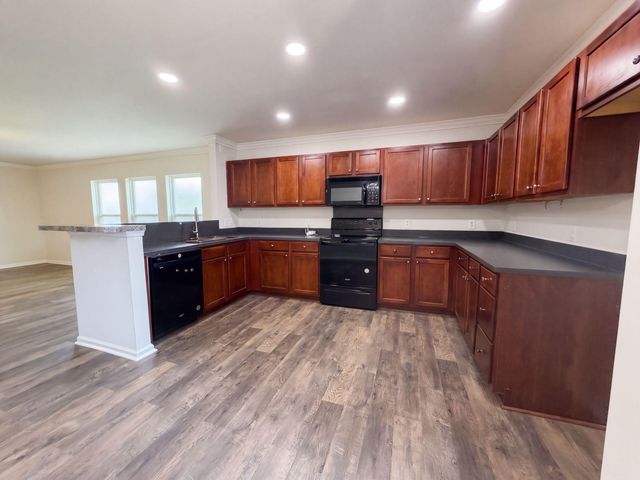 211 Emerald Isle Drive, Moncks Corner, SC 29461
