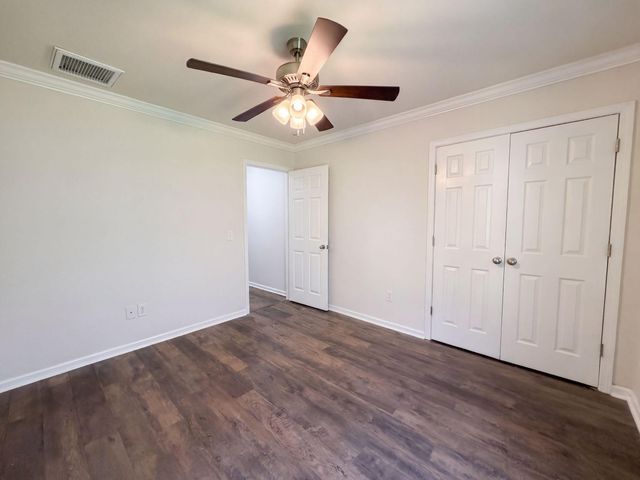 211 Emerald Isle Drive, Moncks Corner, SC 29461
