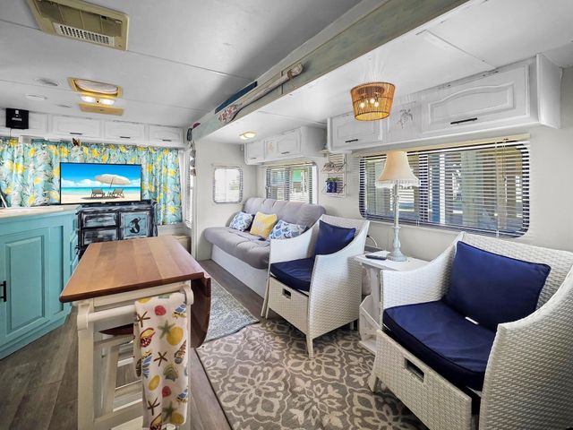 865 Sea Spray Drive, Crystal Beach, TX 77650