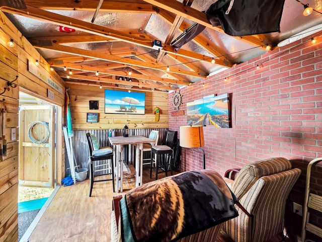 865 Sea Spray Drive, Crystal Beach, TX 77650