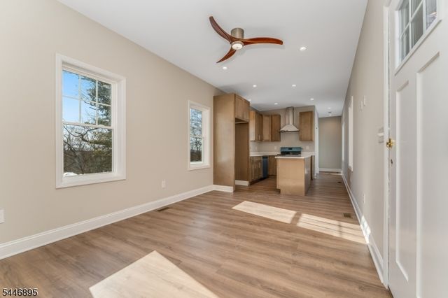 48 Northwood Dr, High Bridge Boro, NJ 08829