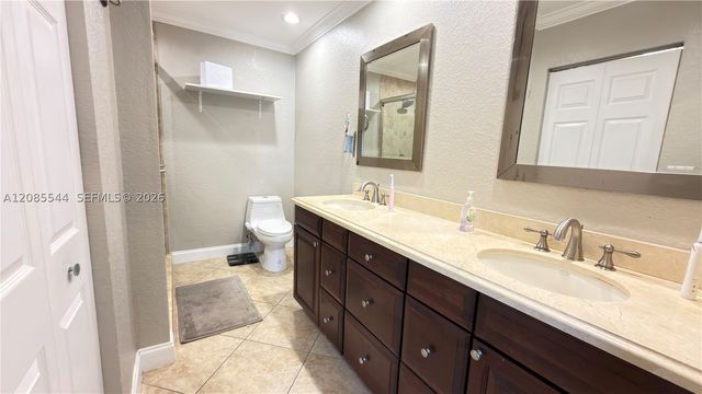 400 NW 127th Ave 16, Plantation, FL 33325