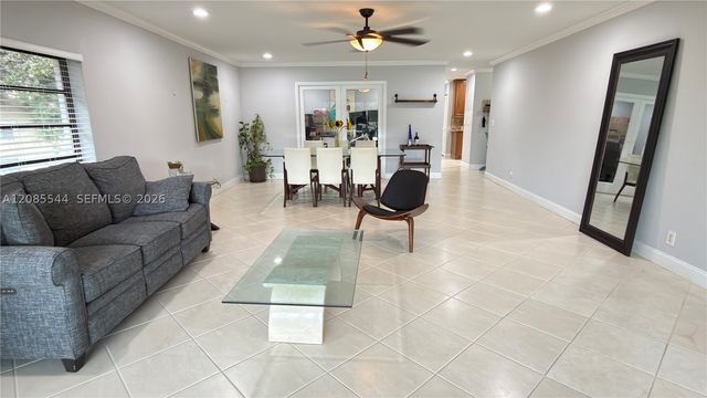 400 NW 127th Ave 16, Plantation, FL 33325