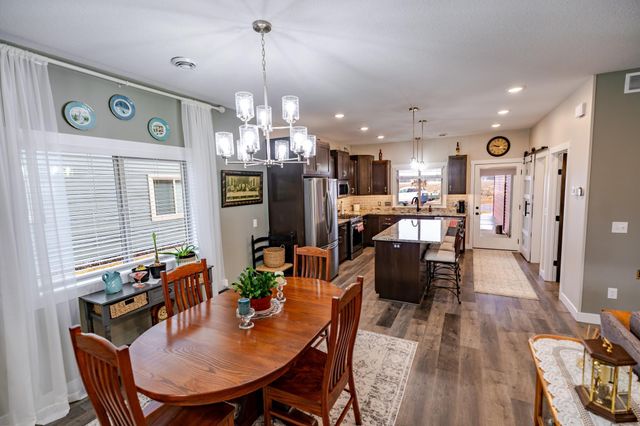 1922 Sandstone Loop S, Sartell, MN 56377