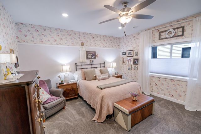 1922 Sandstone Loop S, Sartell, MN 56377