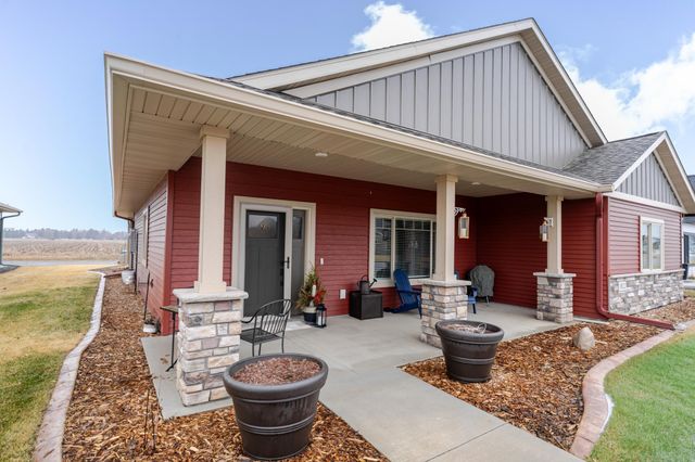 1922 Sandstone Loop S, Sartell, MN 56377