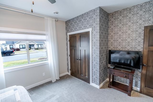 1922 Sandstone Loop S, Sartell, MN 56377