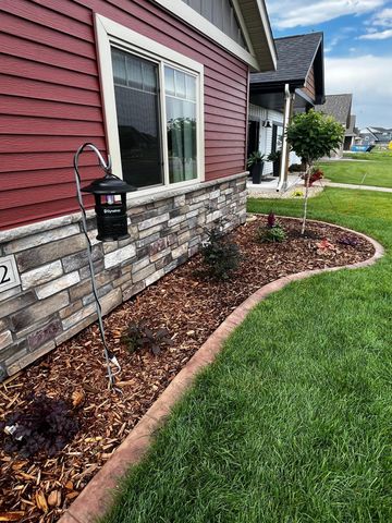 1922 Sandstone Loop S, Sartell, MN 56377