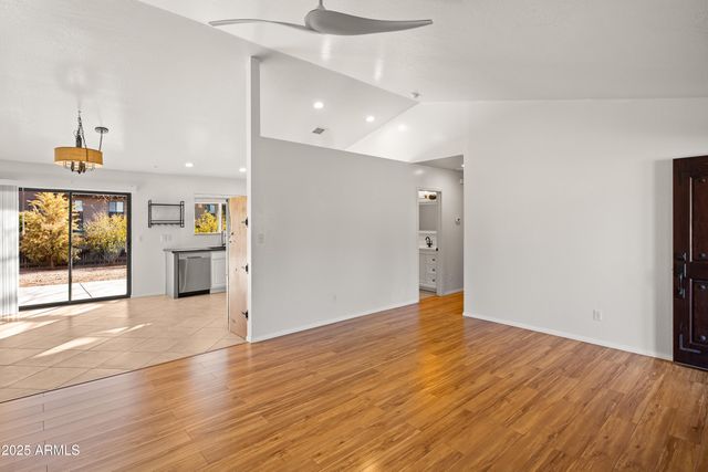 25 SPUR Court, Sedona, AZ 86351