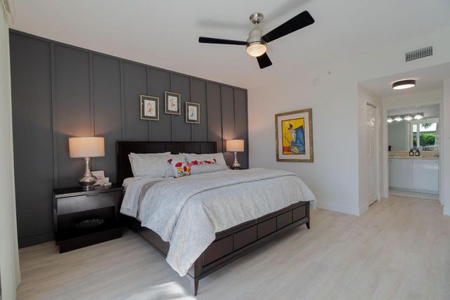 804 E Windward Way 307, Lantana, FL 33462