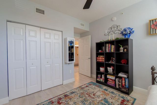 804 E Windward Way 307, Lantana, FL 33462