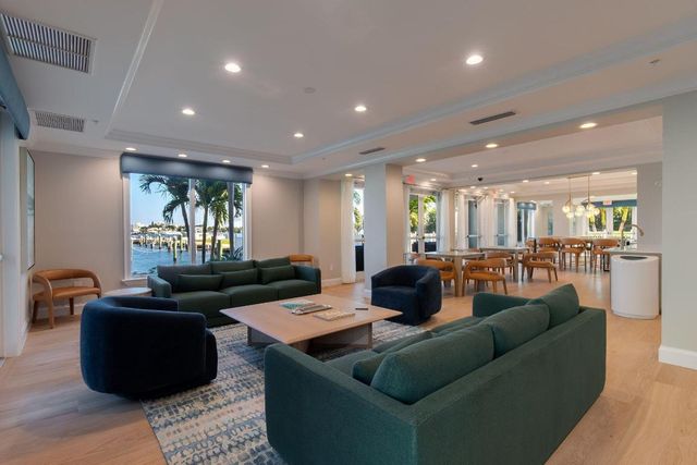 804 E Windward Way 307, Lantana, FL 33462