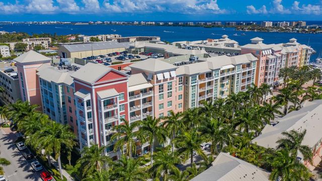 804 E Windward Way 307, Lantana, FL 33462