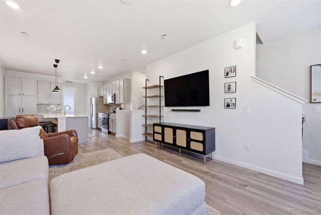 2275 Santini Trail E, Littleton, CO 80129