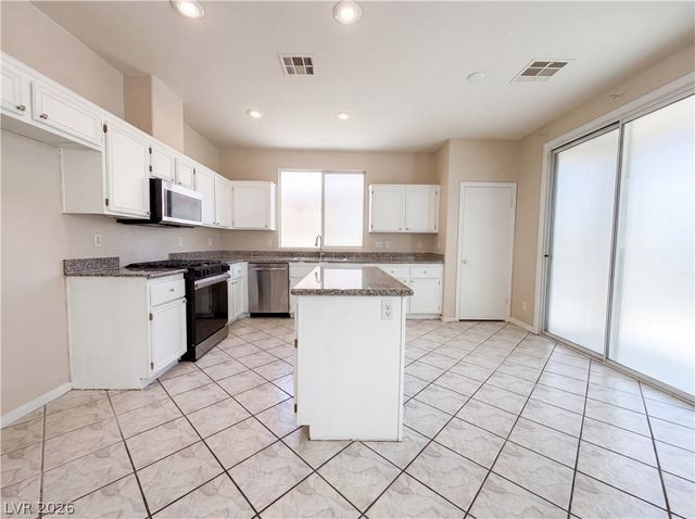 9515 Windborne, Las Vegas, NV 89147