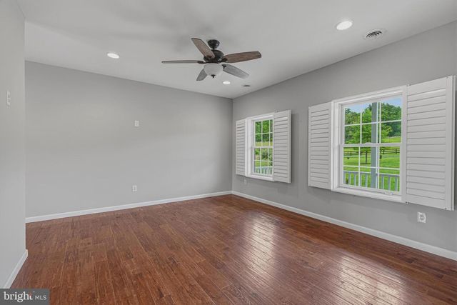 40923 BROWNS LN, Waterford, VA 20197