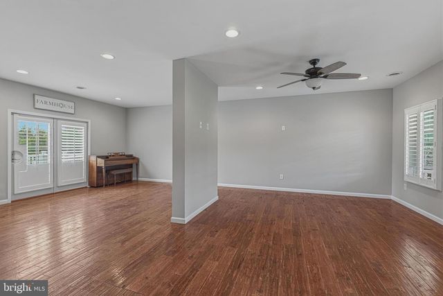 40923 BROWNS LN, Waterford, VA 20197