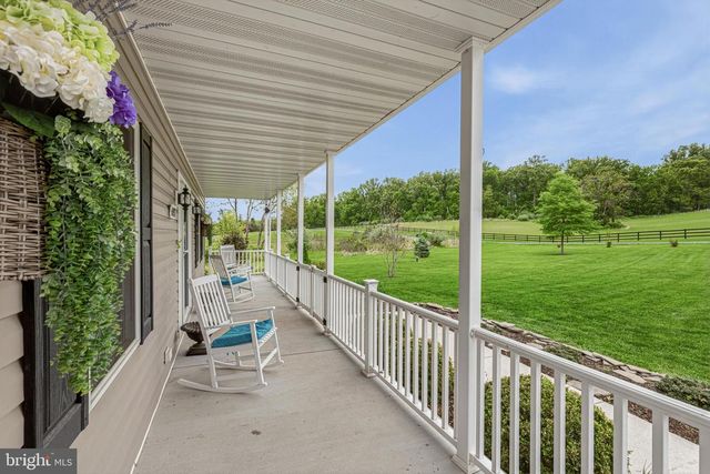40923 BROWNS LN, Waterford, VA 20197