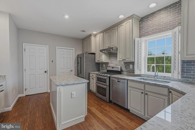 40923 BROWNS LN, Waterford, VA 20197