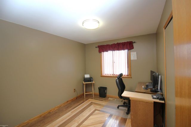 22218 E 12 Mile Road, St Clair Shores, MI 48081