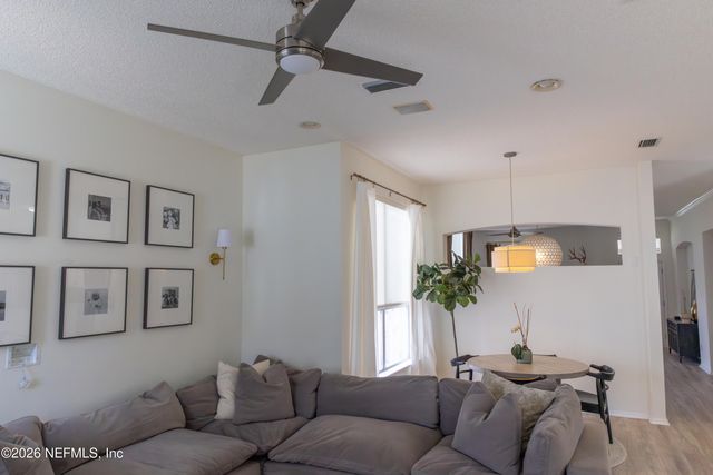 1909 IBIS POINT Lane, Jacksonville, FL 32224