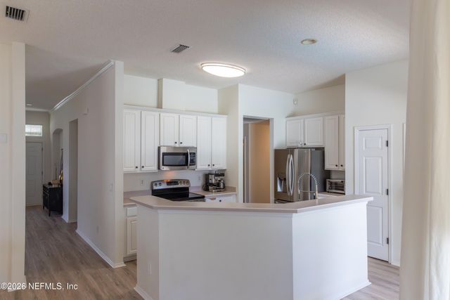 1909 IBIS POINT Lane, Jacksonville, FL 32224