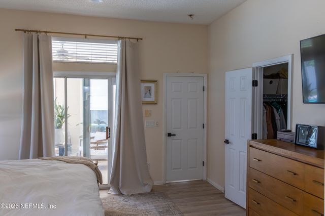 1909 IBIS POINT Lane, Jacksonville, FL 32224