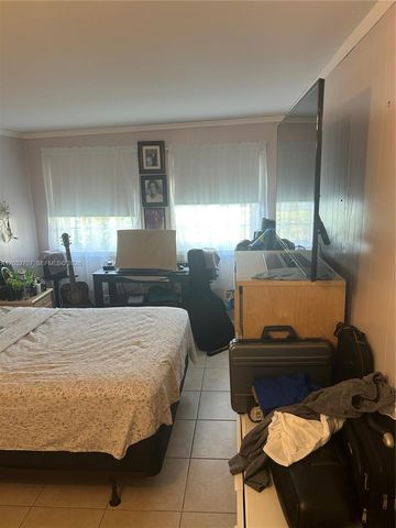 8721 SW 22nd Court, Davie, FL 33324