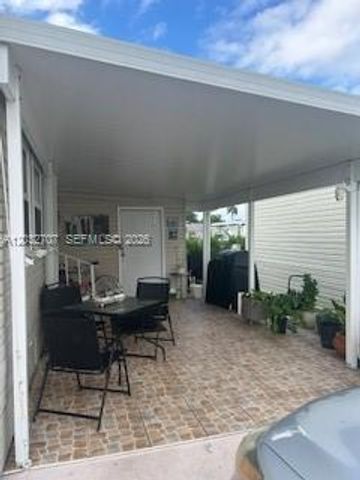 8721 SW 22nd Court, Davie, FL 33324