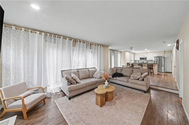 4927 Brockway Street, Shawnee, KS 66226