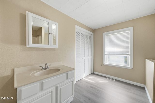107 Seanna Lane, Elizabethton, TN 37643