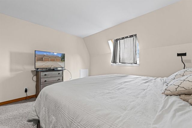 42375 Lochmoor Street, Clinton Twp, MI 48038