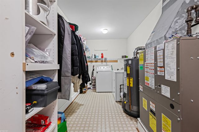 42375 Lochmoor Street, Clinton Twp, MI 48038